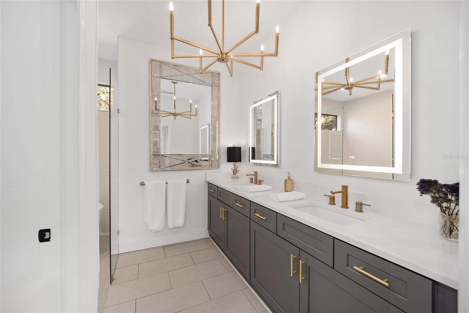 10555 W HIGHWAY 40, OCALA, FL, 34482