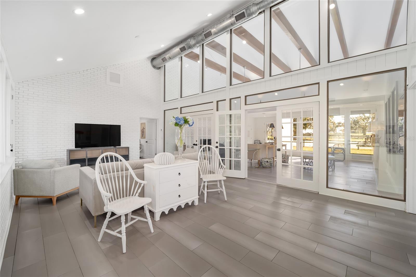 10555 W HIGHWAY 40, OCALA, FL, 34482