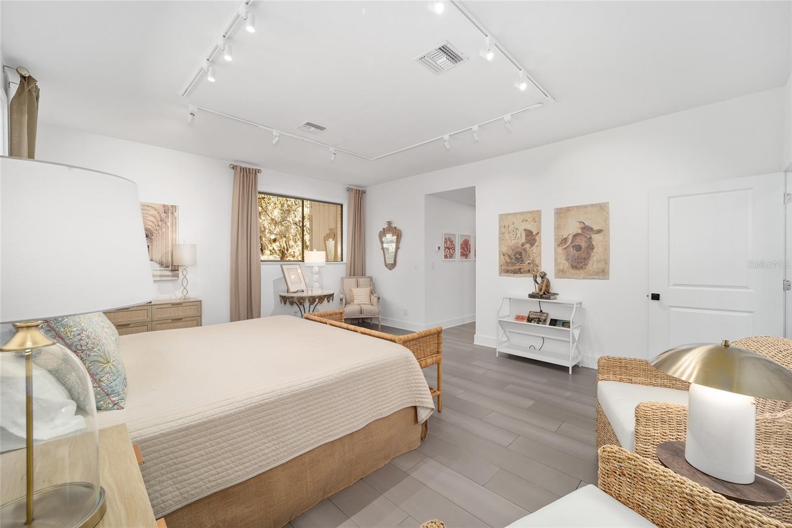 10555 W HIGHWAY 40, OCALA, FL, 34482