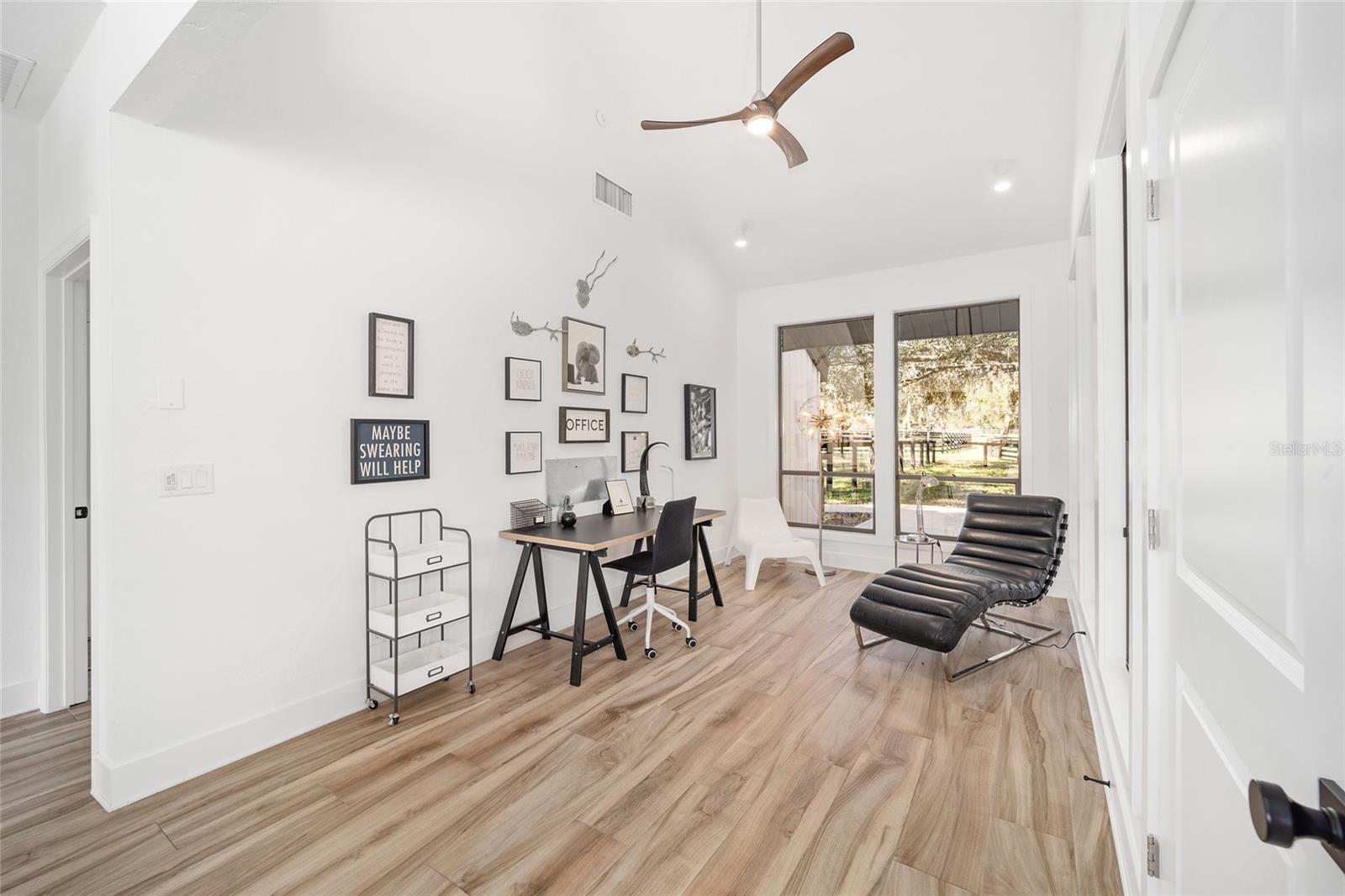 10555 W HIGHWAY 40, OCALA, FL, 34482