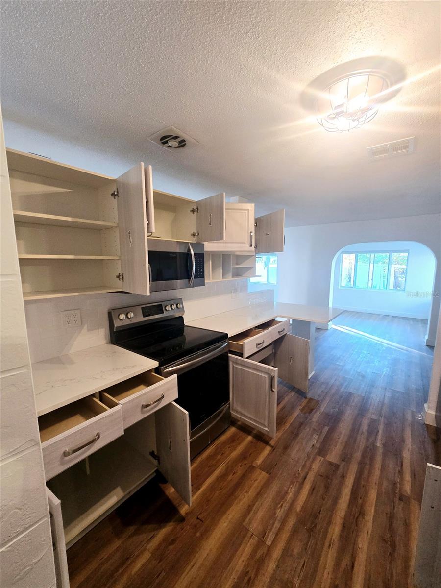 4510 HELENA ST NE, ST PETERSBURG, FL, 33703