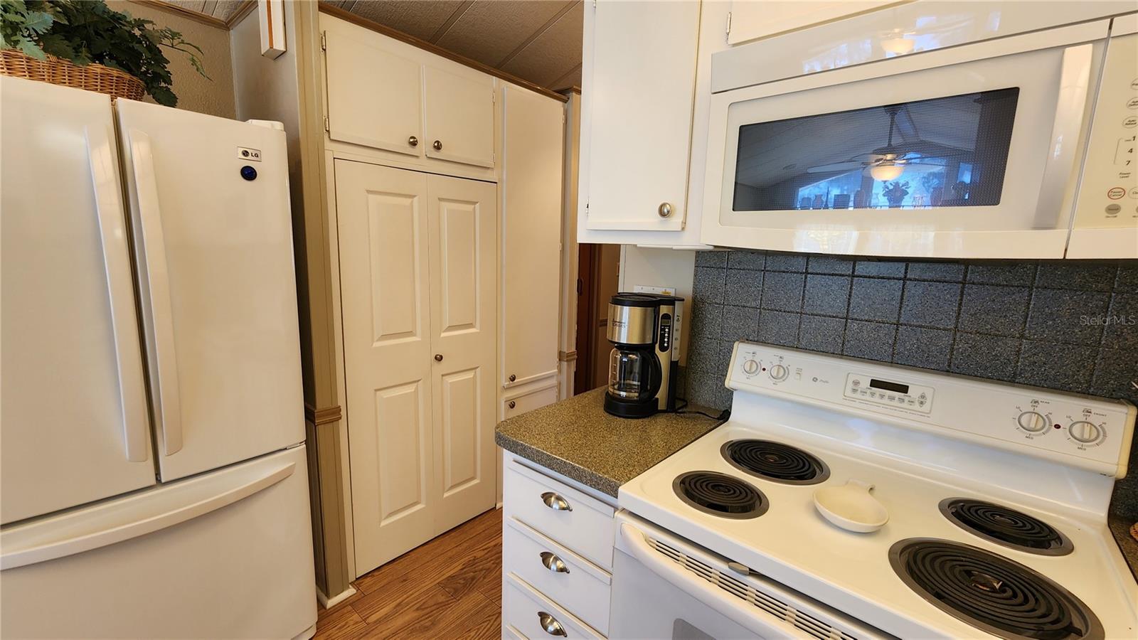 3333 26TH AVE E #18, BRADENTON, FL, 34208
