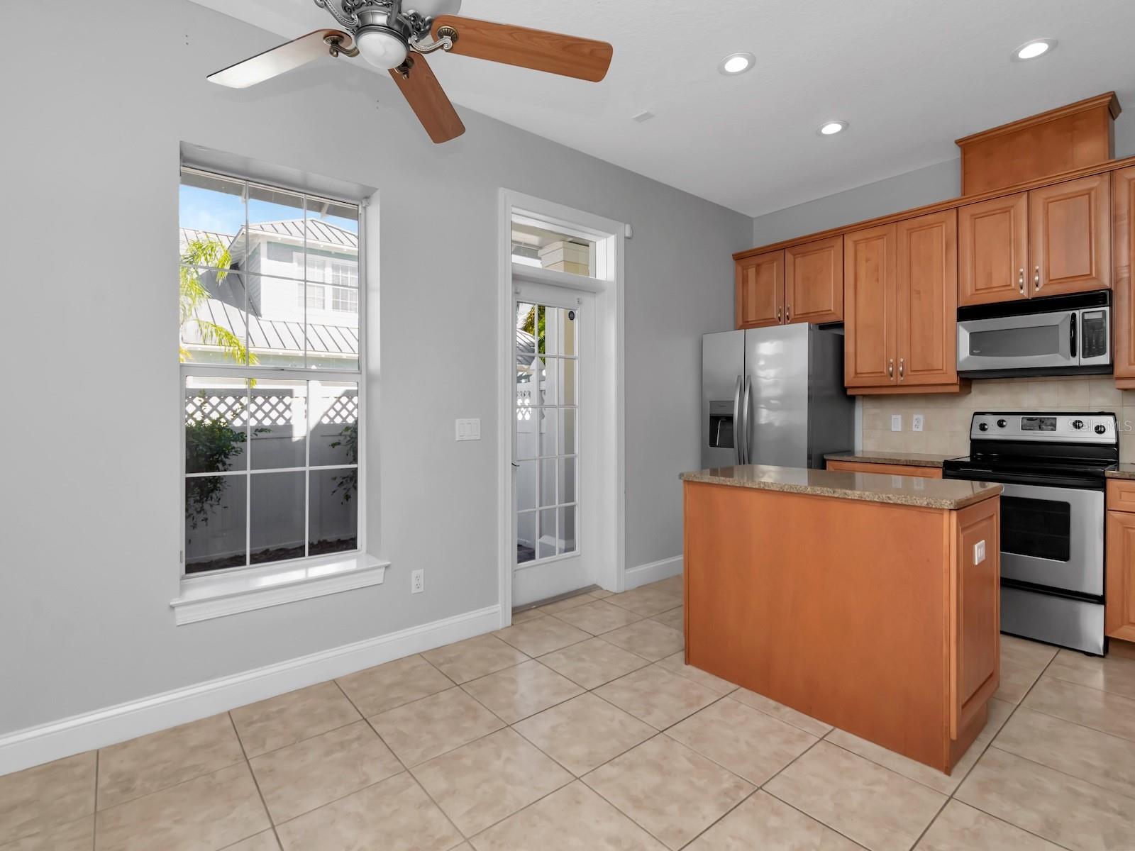 5403 CAFREY PL, APOLLO BEACH, FL, 33572