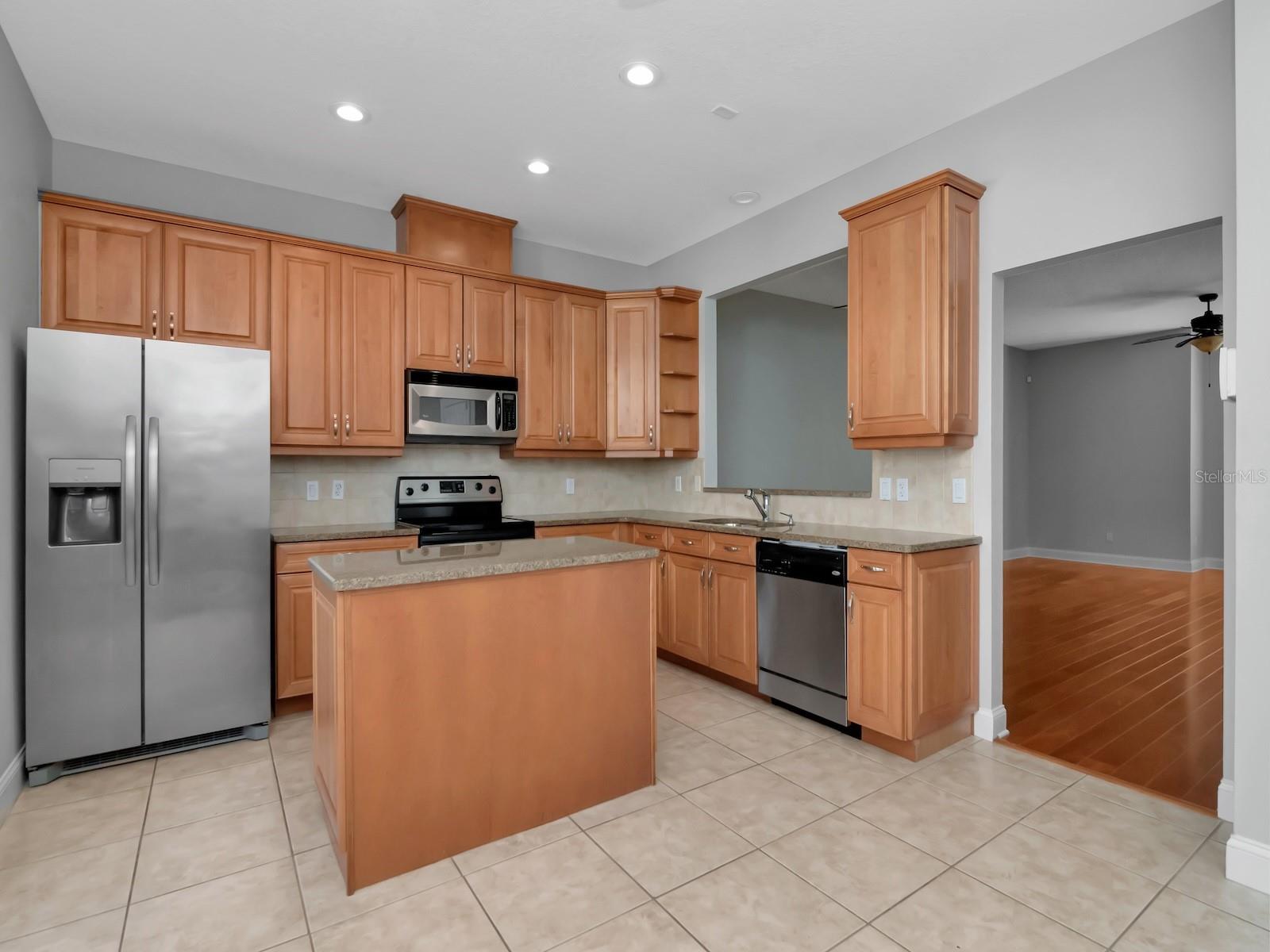 5403 CAFREY PL, APOLLO BEACH, FL, 33572