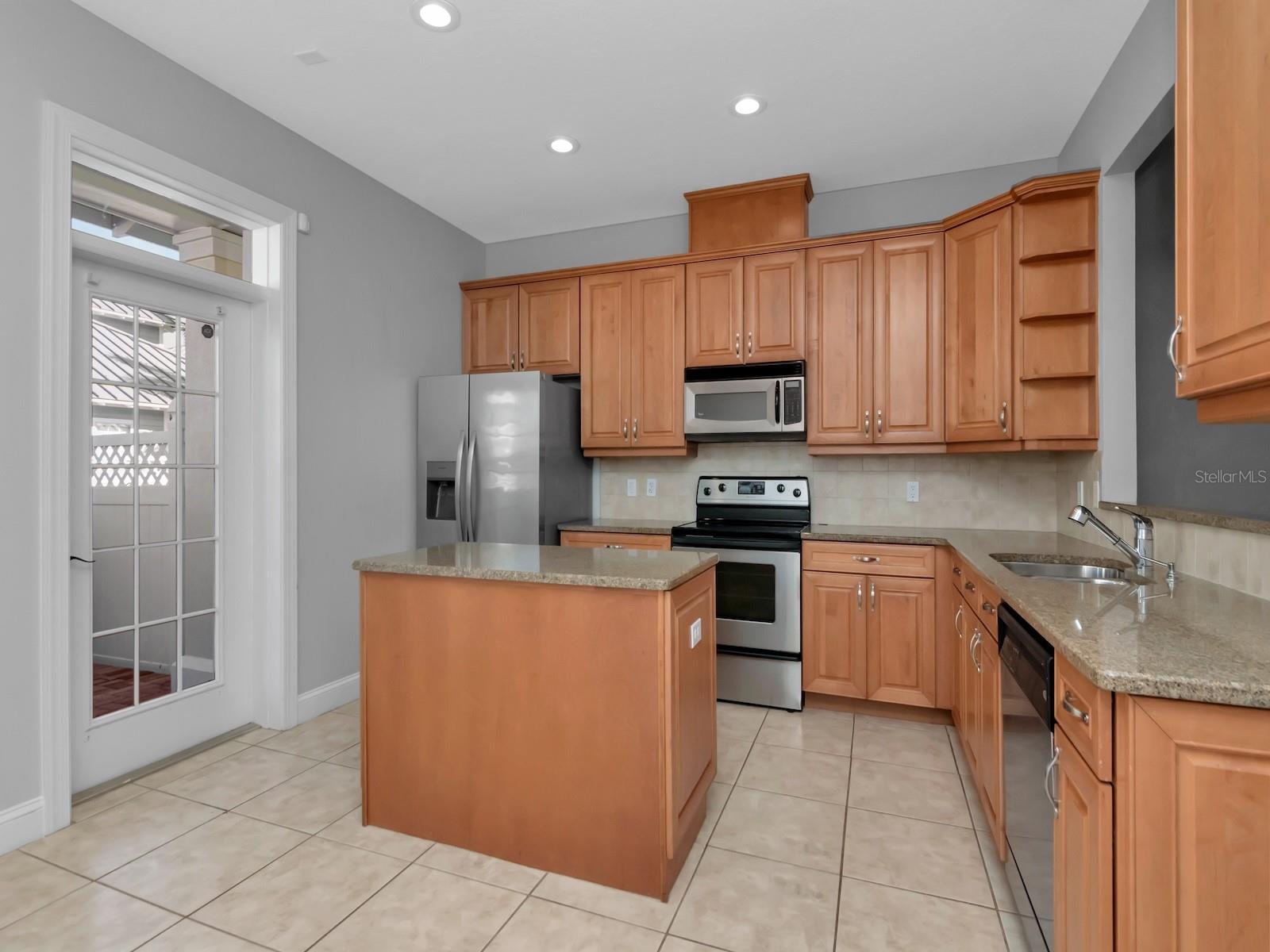 5403 CAFREY PL, APOLLO BEACH, FL, 33572