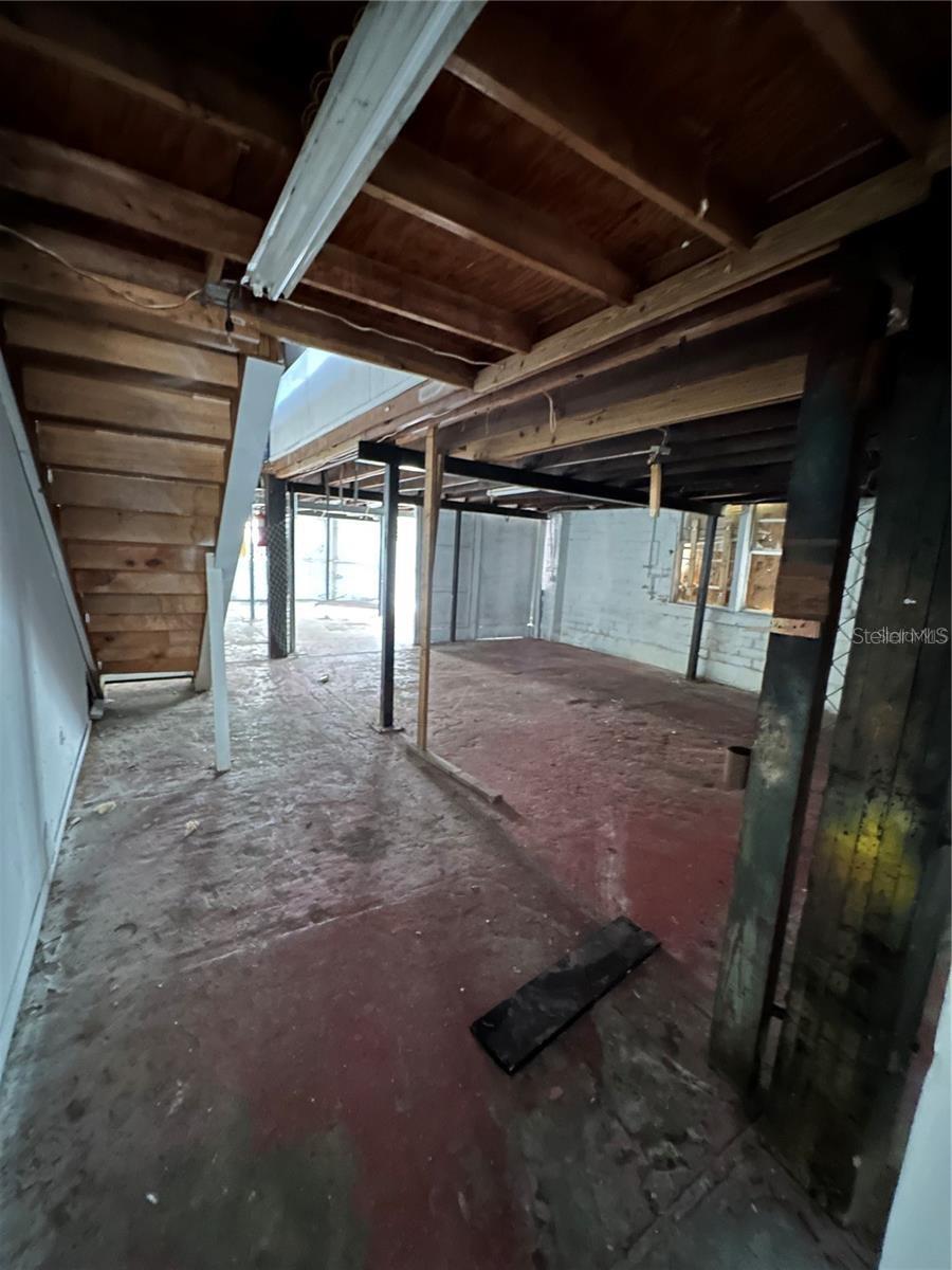 1502 E COLUMBUS DR, TAMPA, FL, 33605