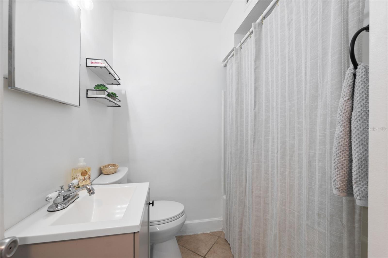 3918 W FIG ST, TAMPA, FL, 33609