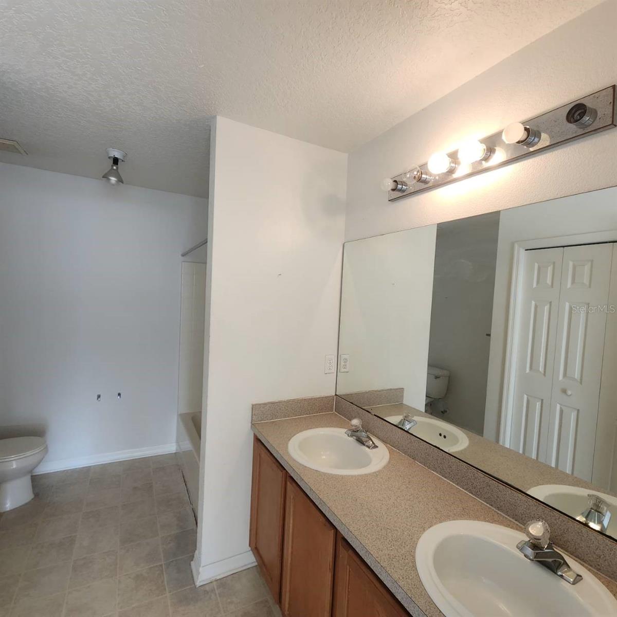 14228 ABINGTON HEIGHTS DR, ORLANDO, FL, 32828