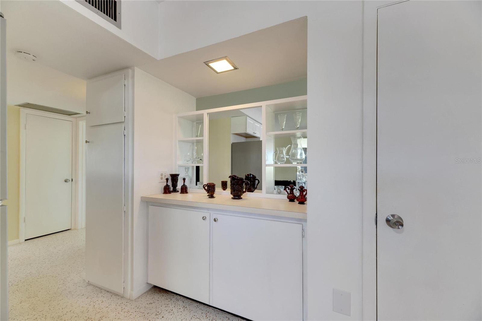 805 AUGUSTA DR, SUN CITY CENTER, FL, 33573