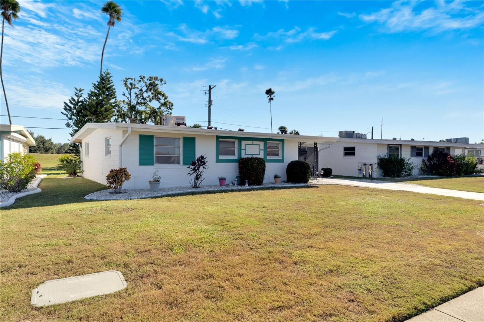 805 AUGUSTA DR, SUN CITY CENTER, FL, 33573