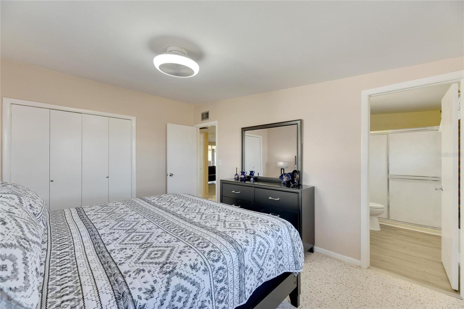 805 AUGUSTA DR, SUN CITY CENTER, FL, 33573