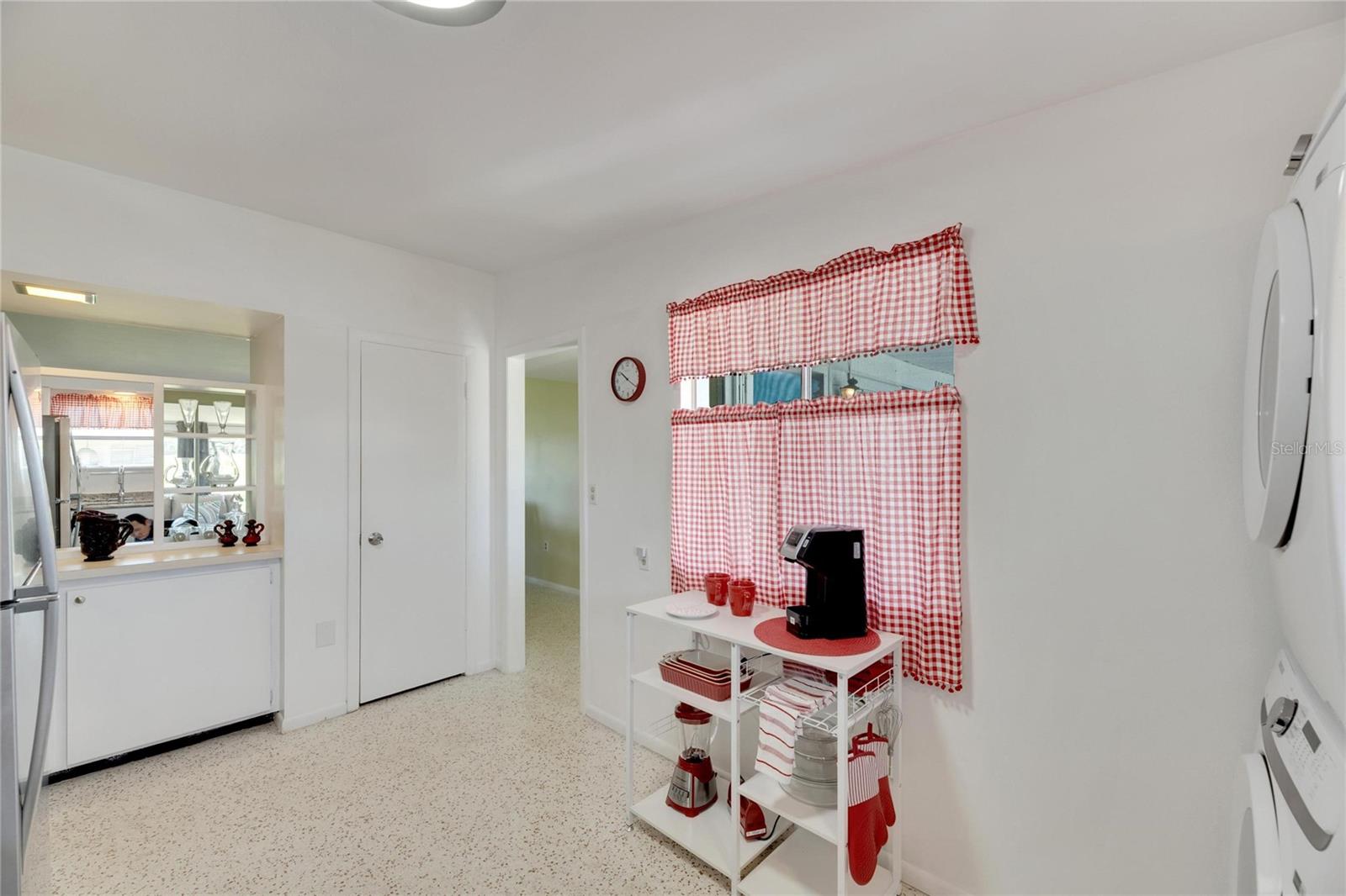 805 AUGUSTA DR, SUN CITY CENTER, FL, 33573