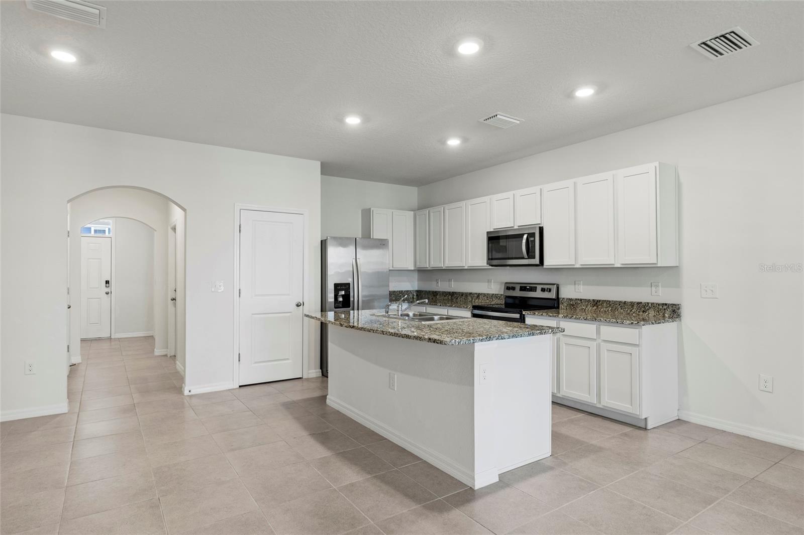 13668 NW 9TH RD, NEWBERRY, FL, 32669