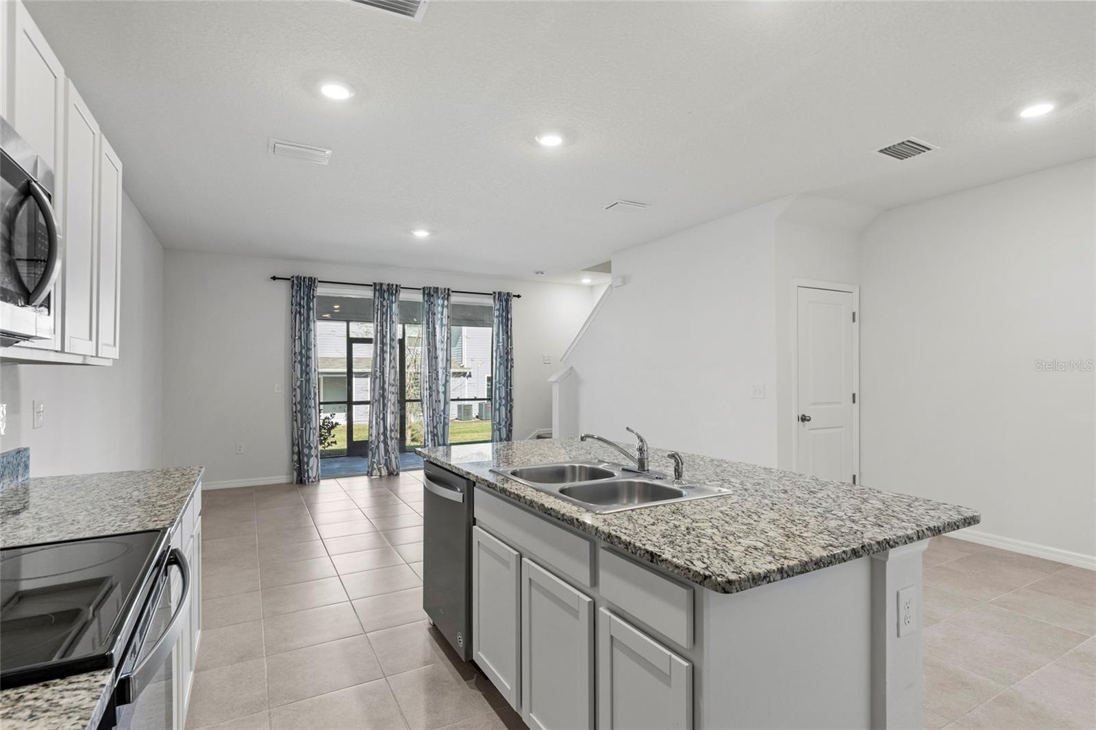 13668 NW 9TH RD, NEWBERRY, FL, 32669