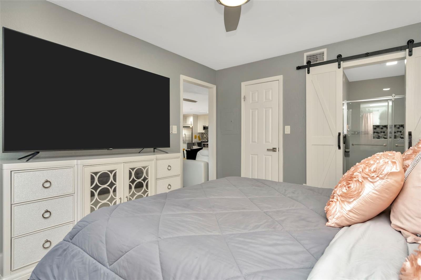 8605 MALLARD RESERVE DR #101, TAMPA, FL, 33614