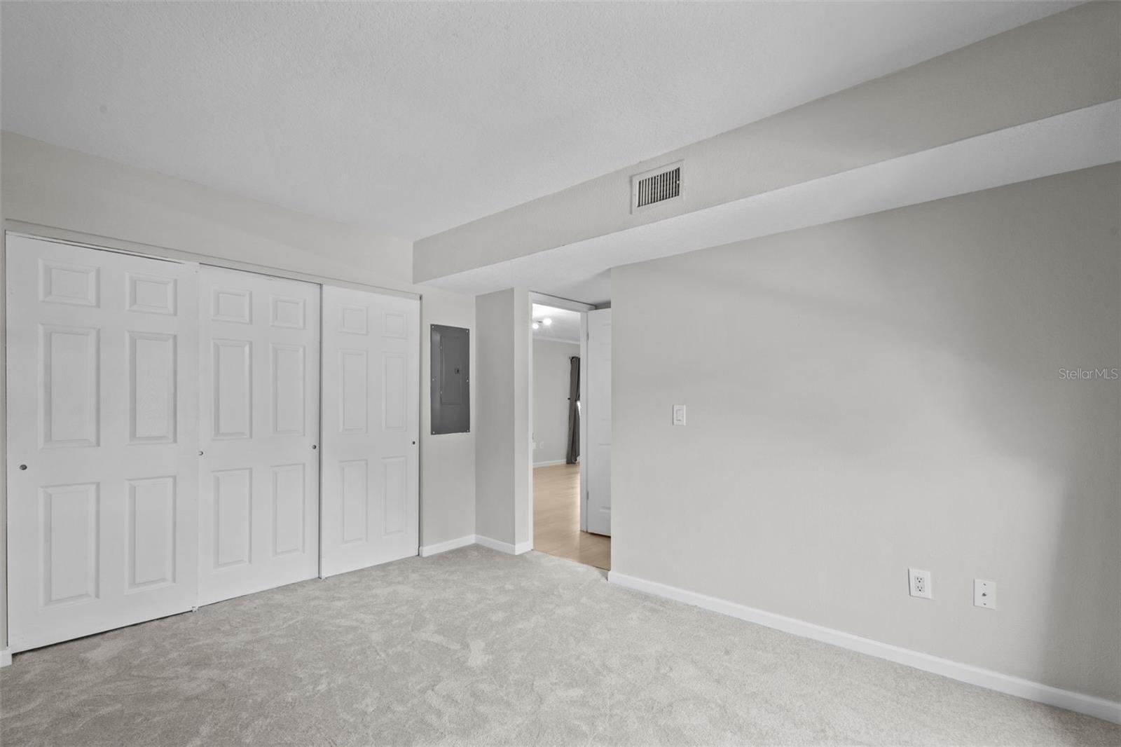 13608 S VILLAGE DR #6105, TAMPA, FL, 33618