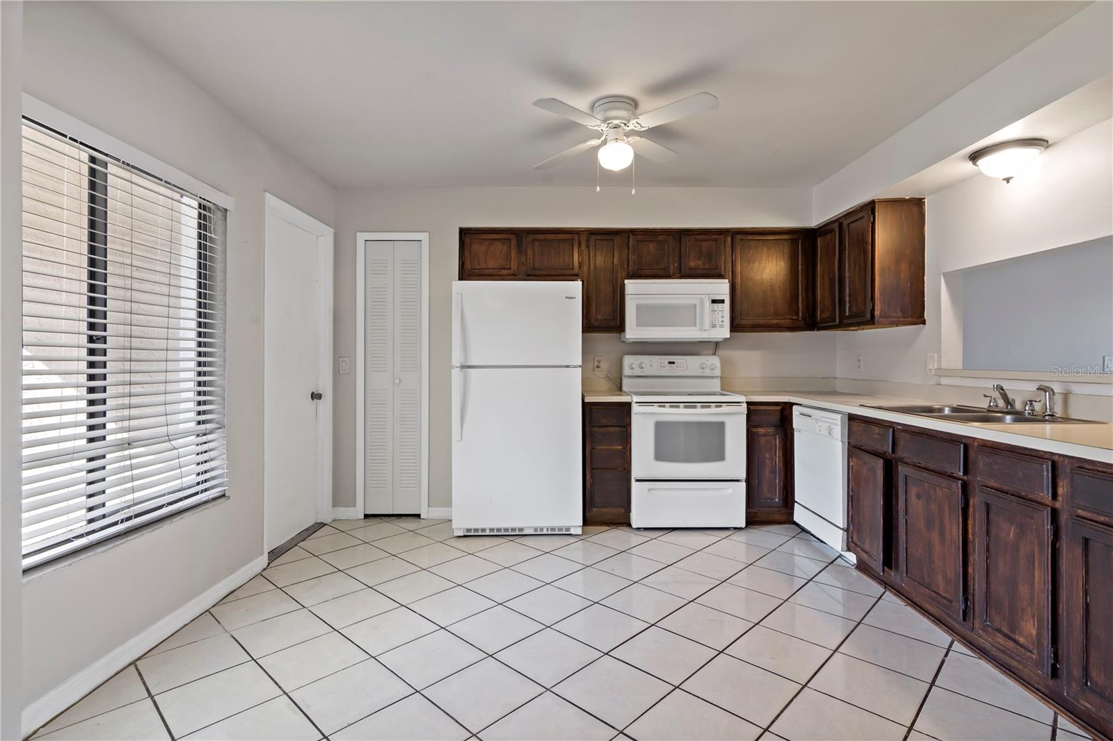 7393 RADIANT CIR, ORLANDO, FL, 32810