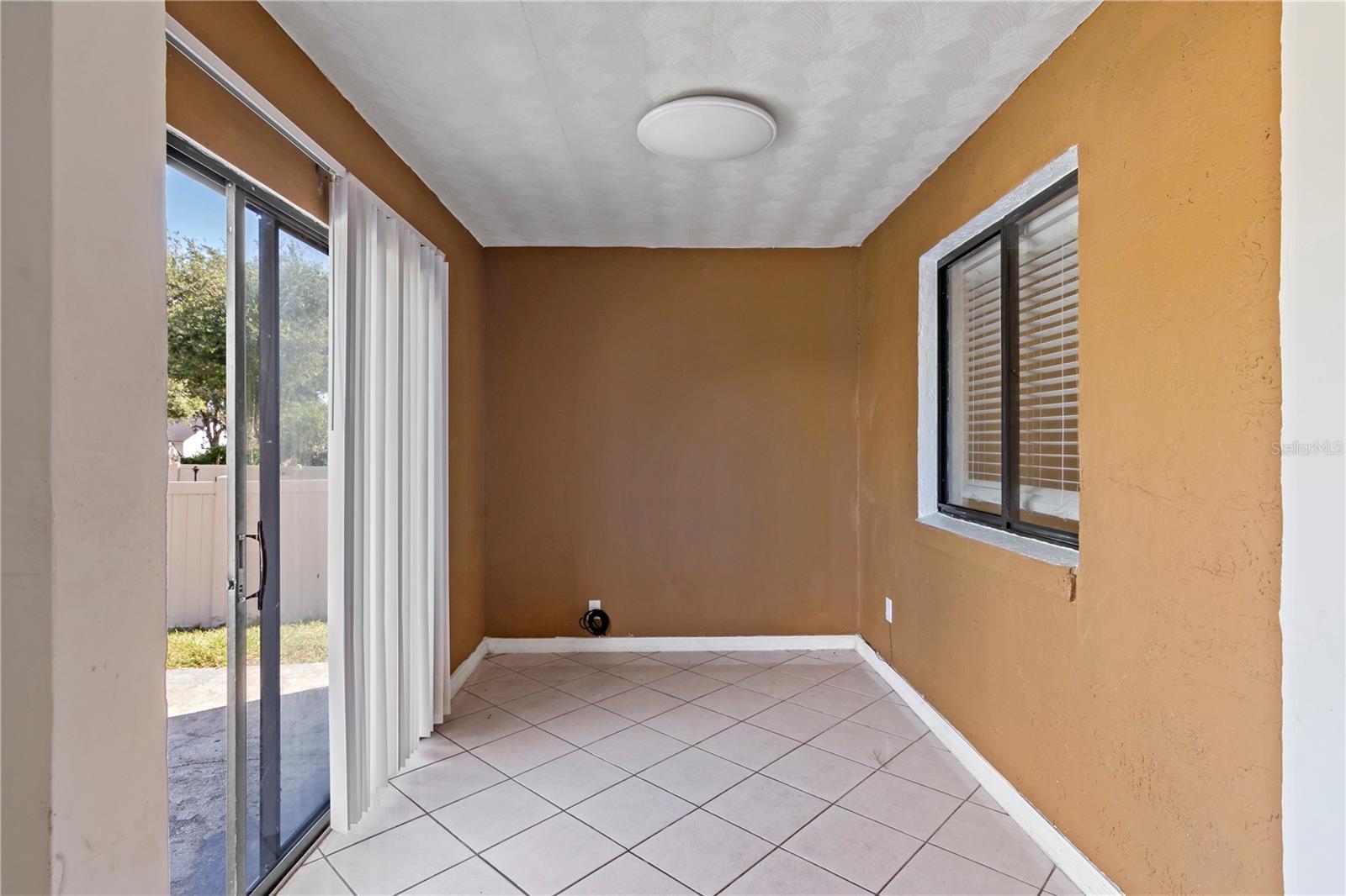 7393 RADIANT CIR, ORLANDO, FL, 32810