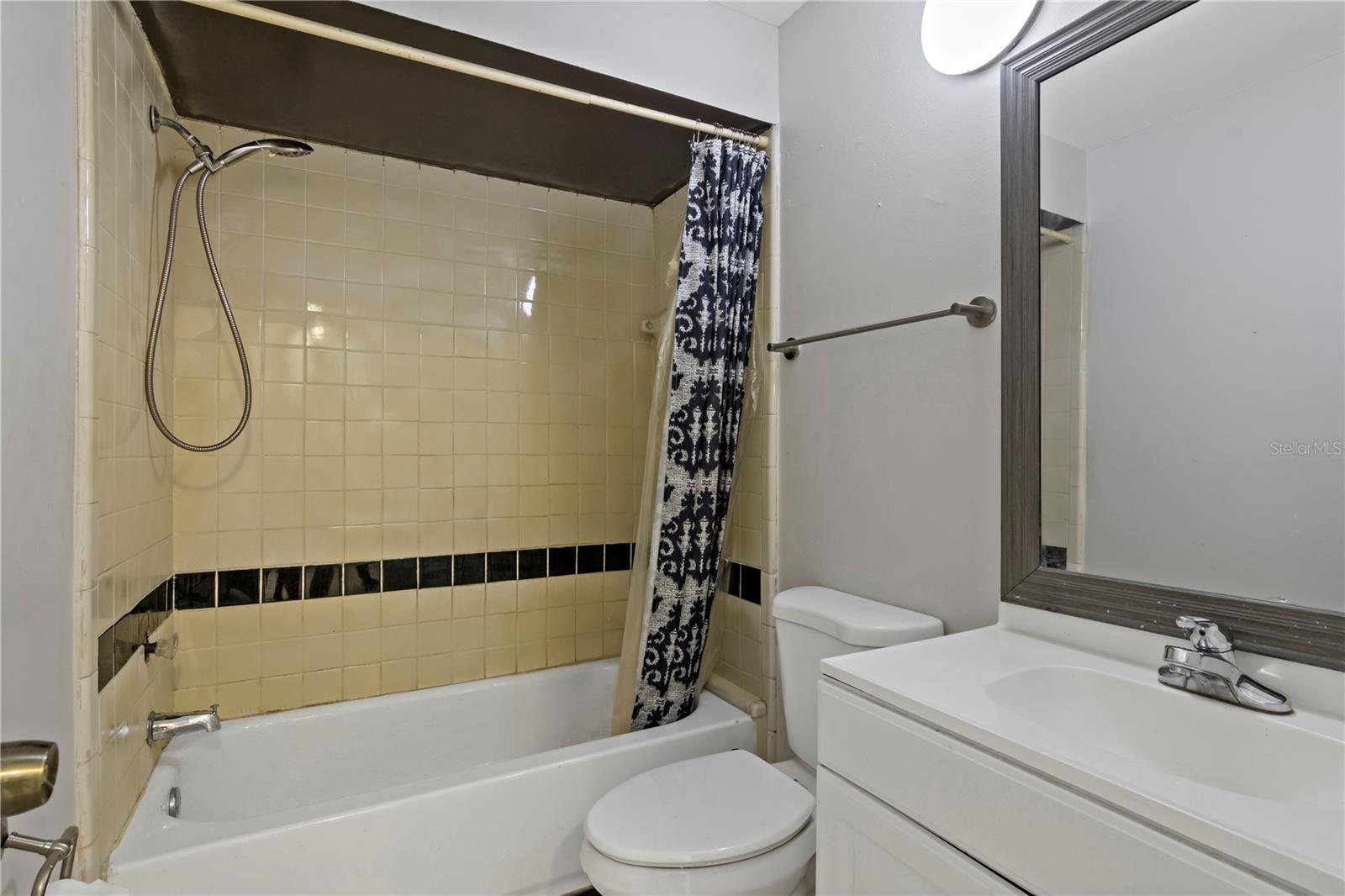 7393 RADIANT CIR, ORLANDO, FL, 32810