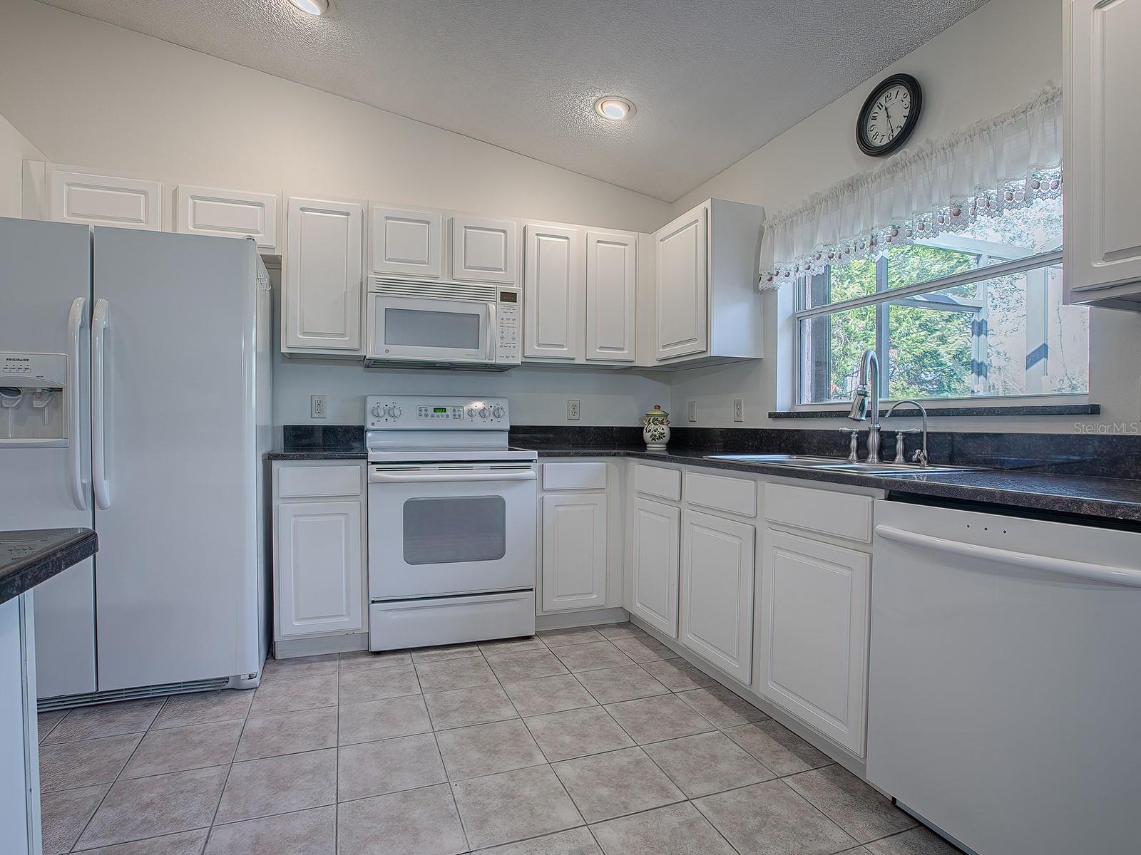 33236 GRAND CYPRESS WAY, LEESBURG, FL, 34748