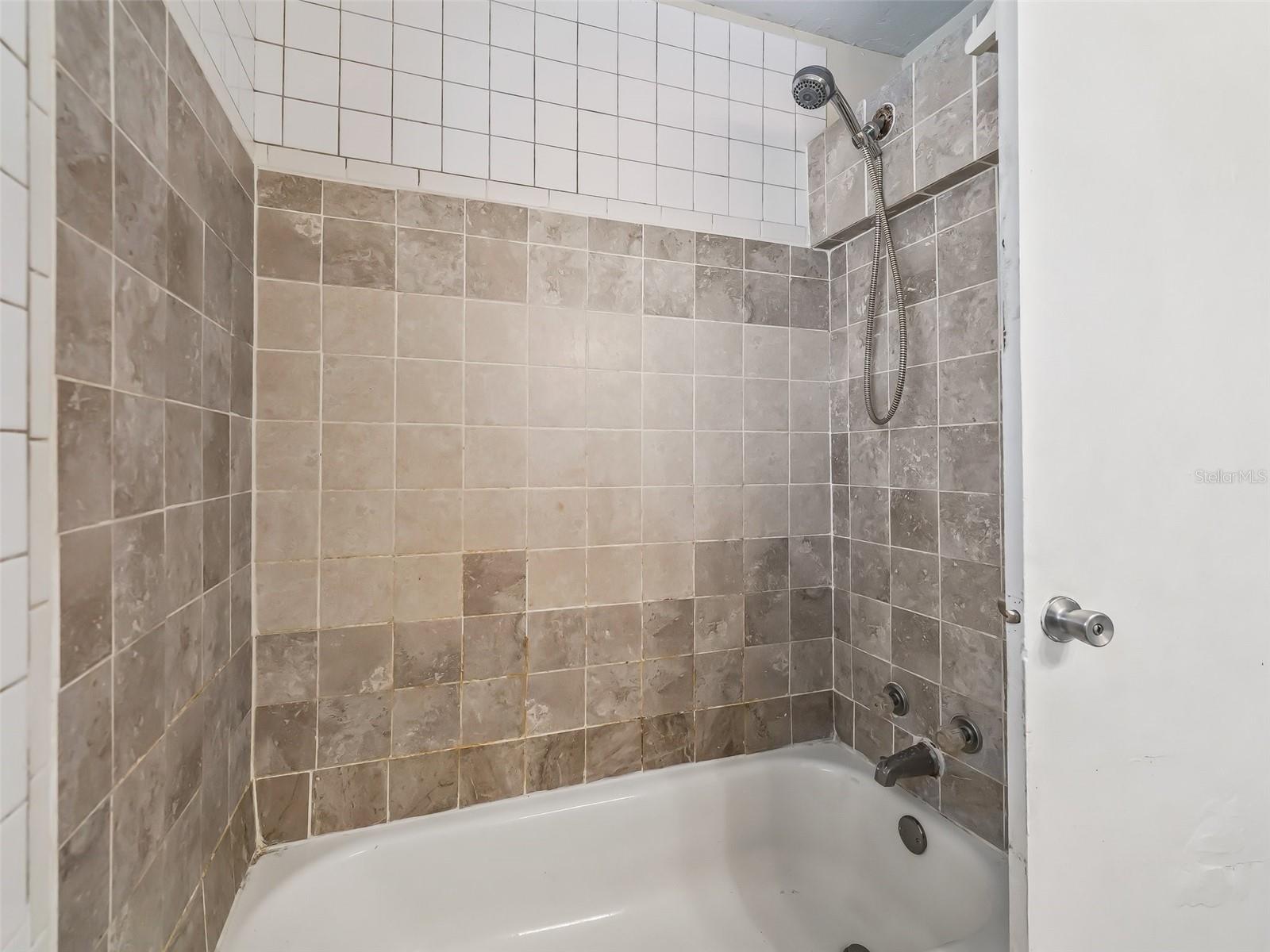 2605 NE 14TH AVE, OCALA, FL, 34470