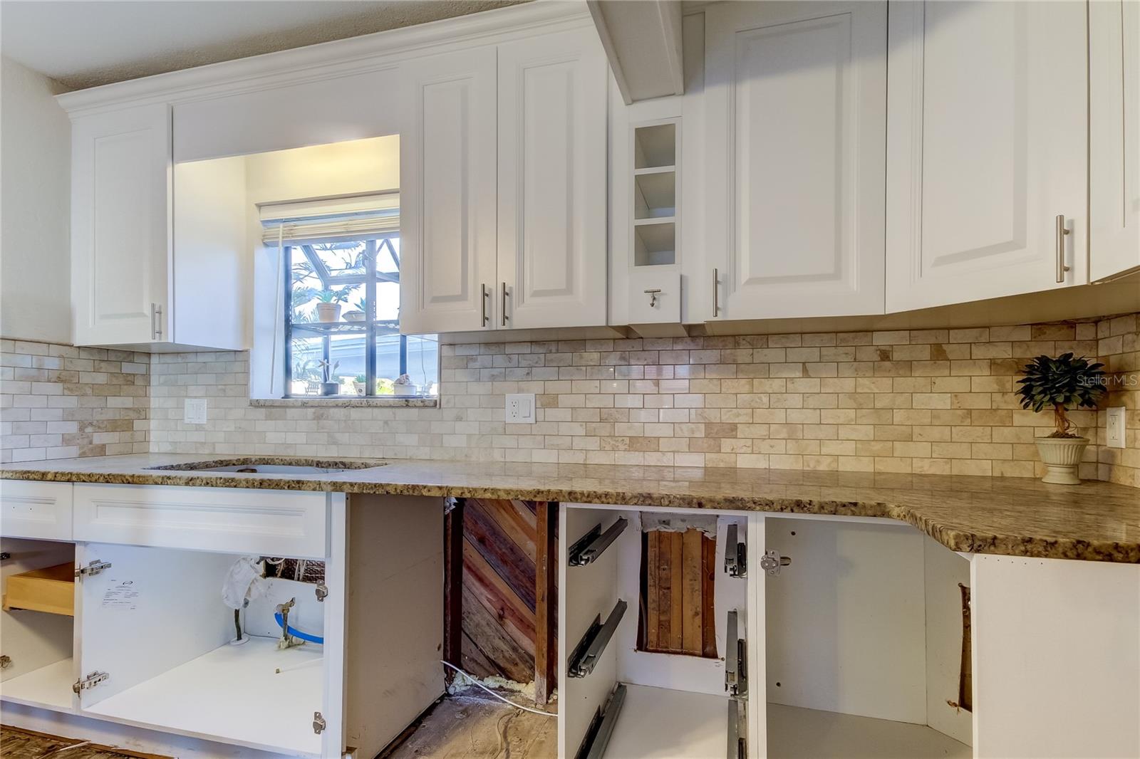 113 176TH AVE W, REDINGTON SHORES, FL, 33708