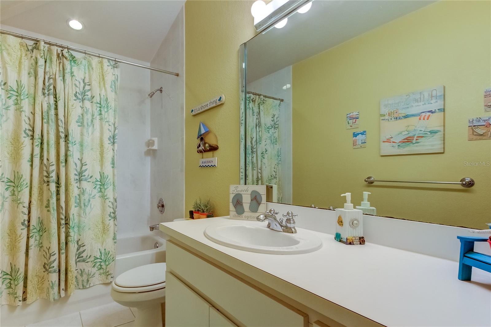113 176TH AVE W, REDINGTON SHORES, FL, 33708