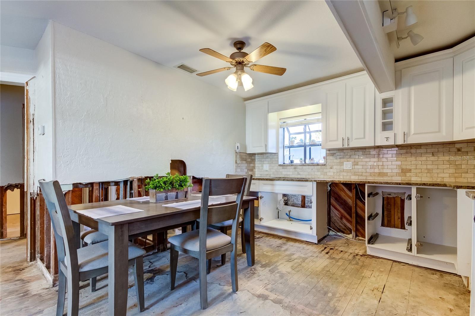 113 176TH AVE W, REDINGTON SHORES, FL, 33708