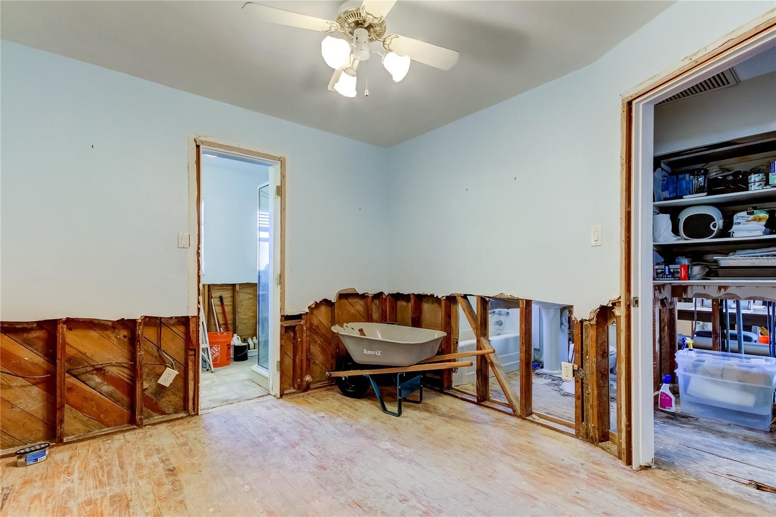 113 176TH AVE W, REDINGTON SHORES, FL, 33708