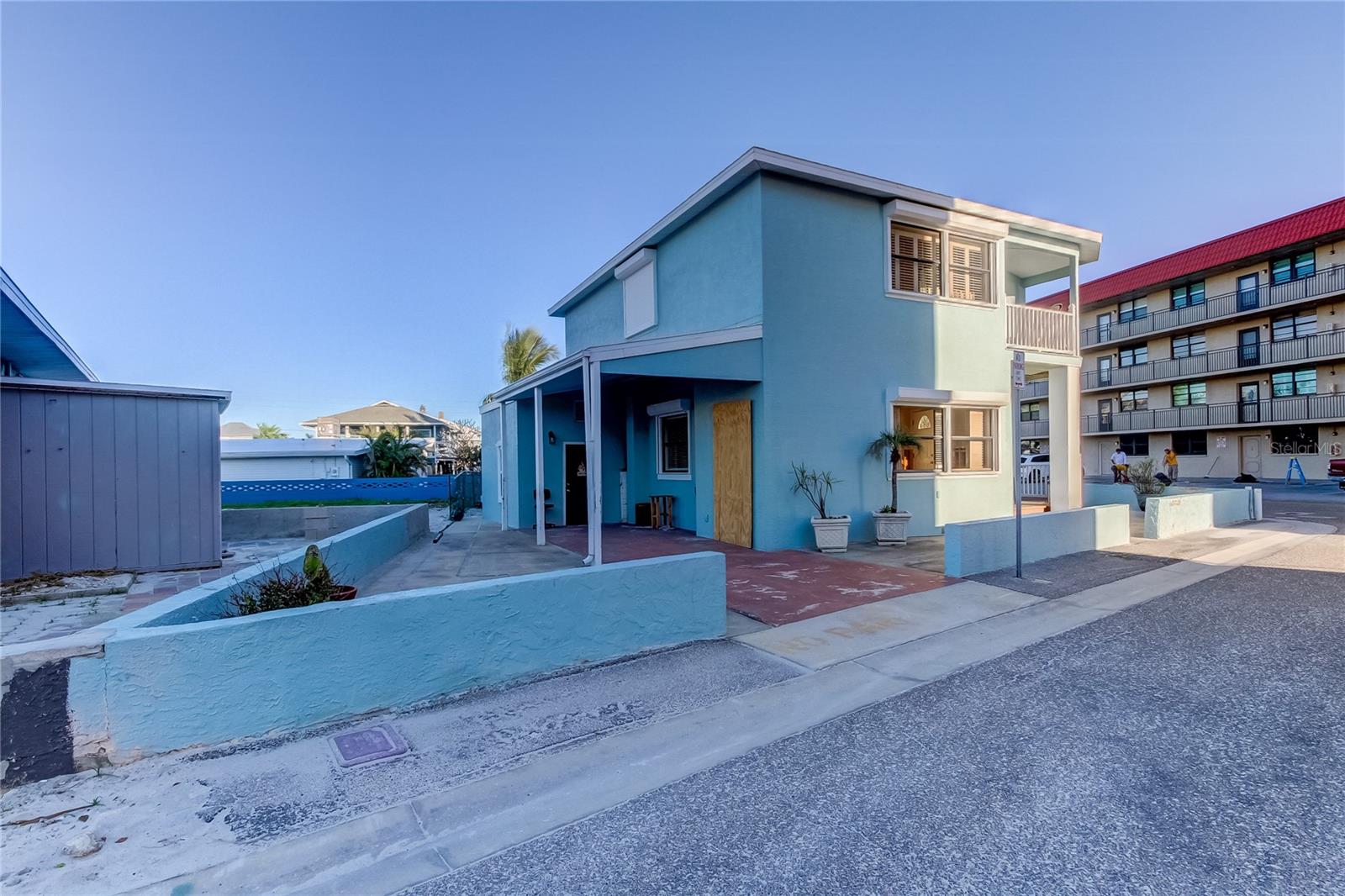 113 176TH AVE W, REDINGTON SHORES, FL, 33708