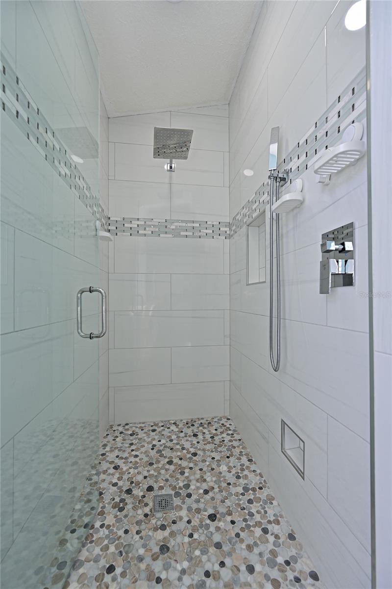 6515 TURNERS GAP RD, BRADENTON, FL, 34203