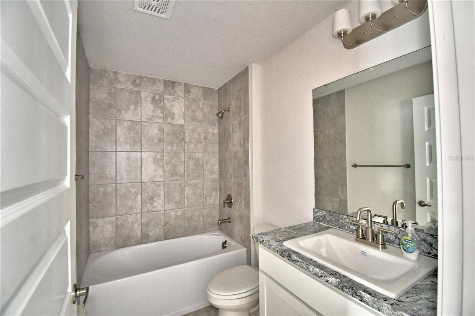 4050 TULLAMORE LN, AUBURNDALE, FL, 33823