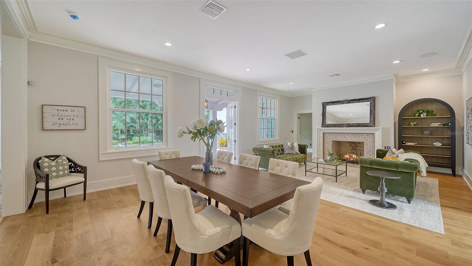 1682 HAWTHORNE ST, SARASOTA, FL, 34239
