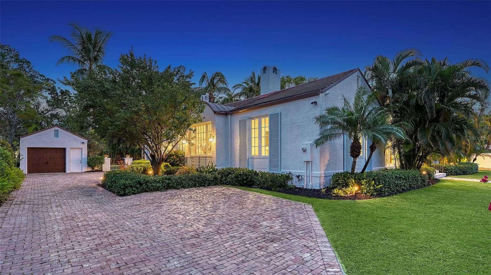1682 HAWTHORNE ST, SARASOTA, FL, 34239