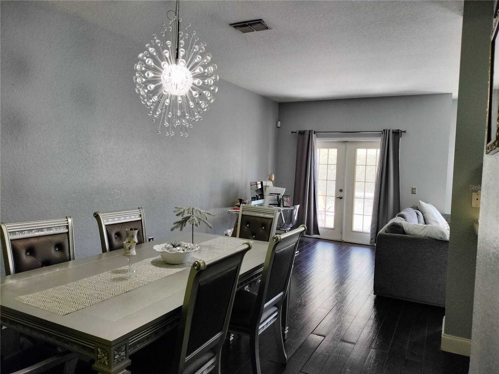 8003 BALLY MONEY RD, TAMPA, FL, 33610