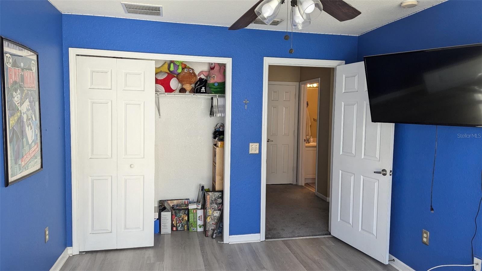 8003 BALLY MONEY RD, TAMPA, FL, 33610