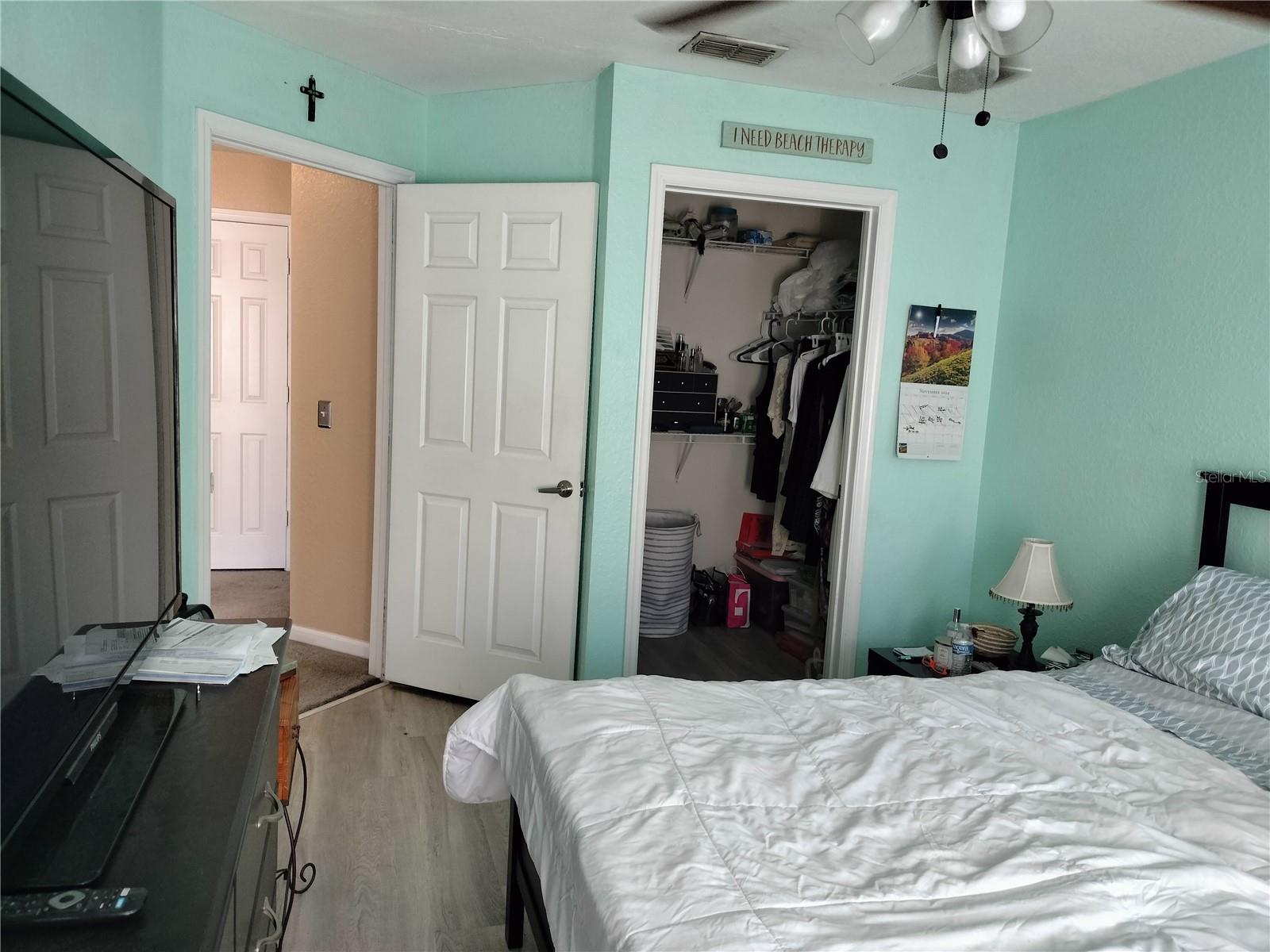 8003 BALLY MONEY RD, TAMPA, FL, 33610
