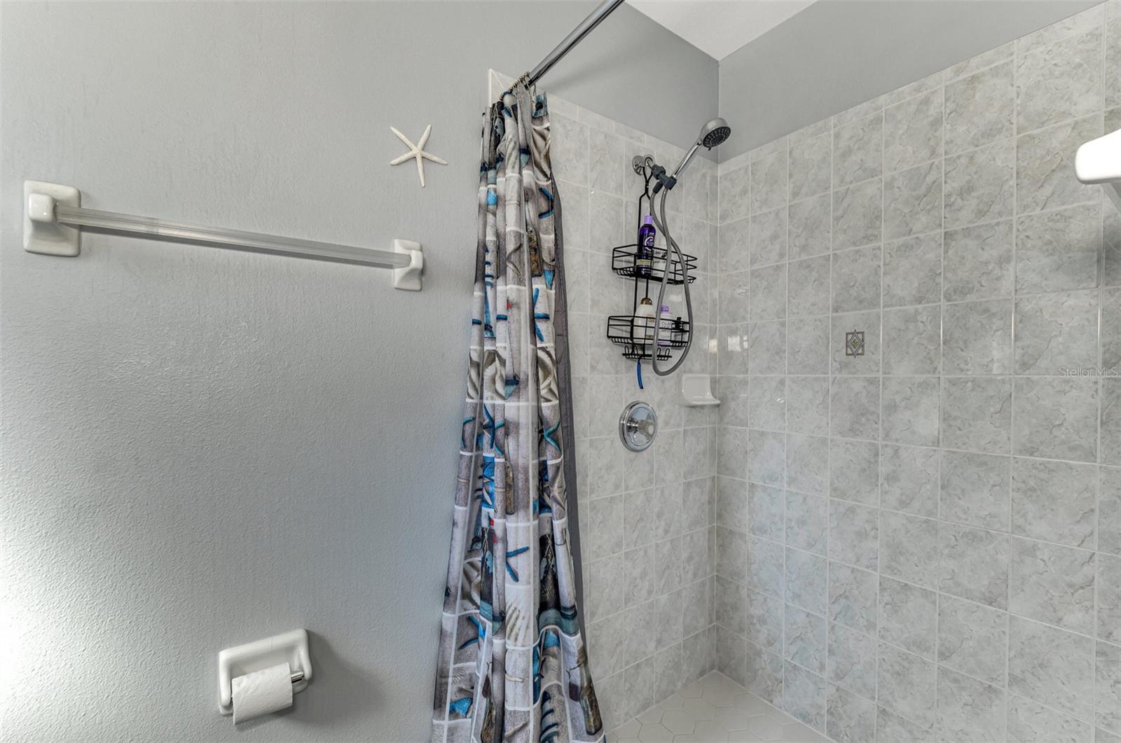 143 SWAN DR, ROTONDA WEST, FL, 33947