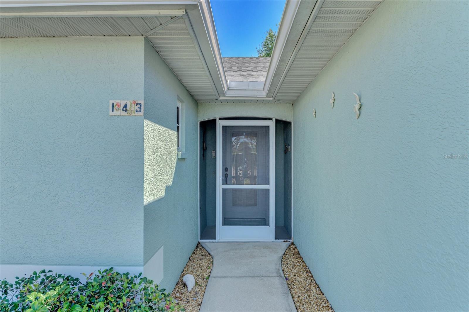 143 SWAN DR, ROTONDA WEST, FL, 33947