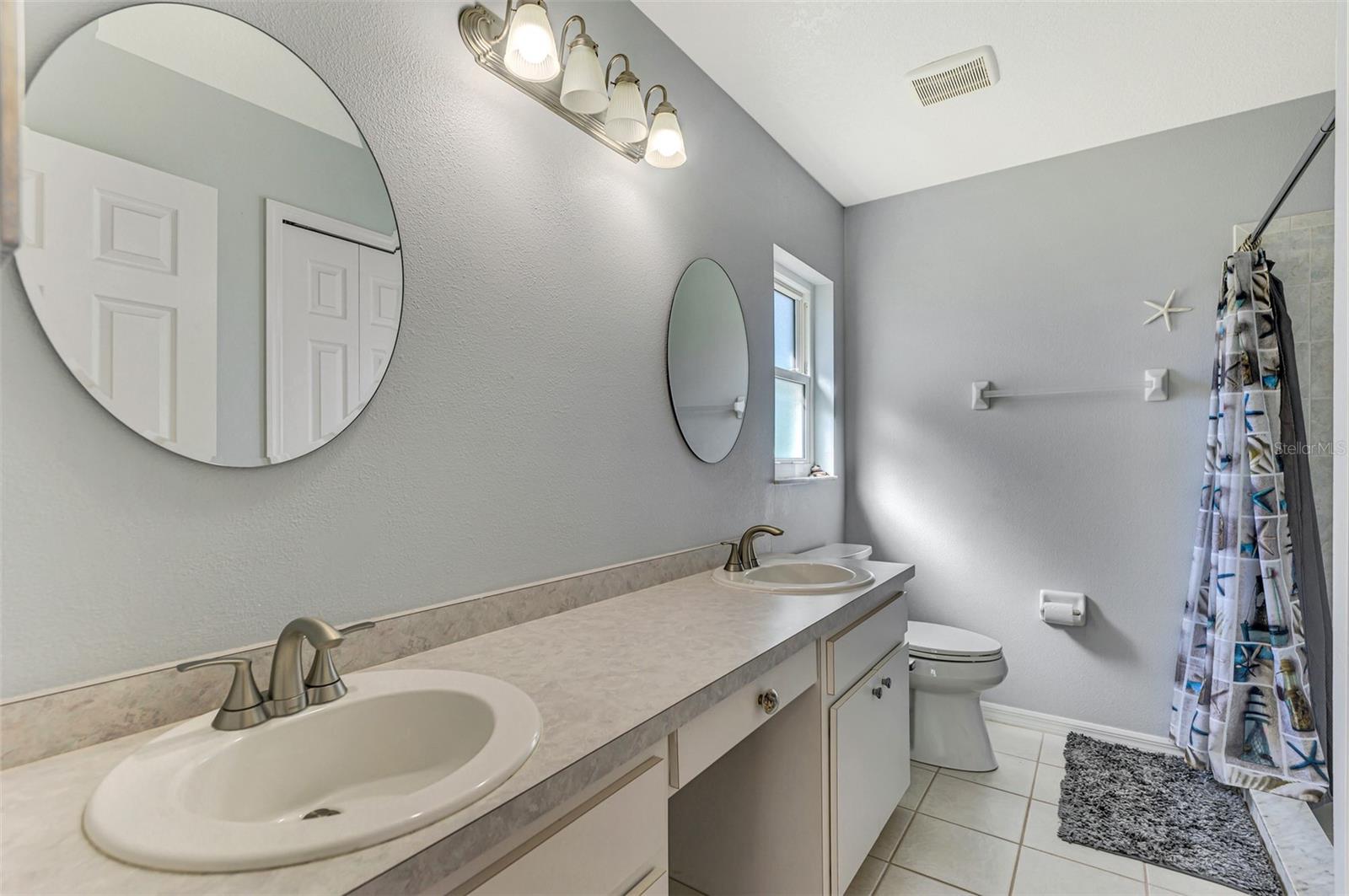 143 SWAN DR, ROTONDA WEST, FL, 33947