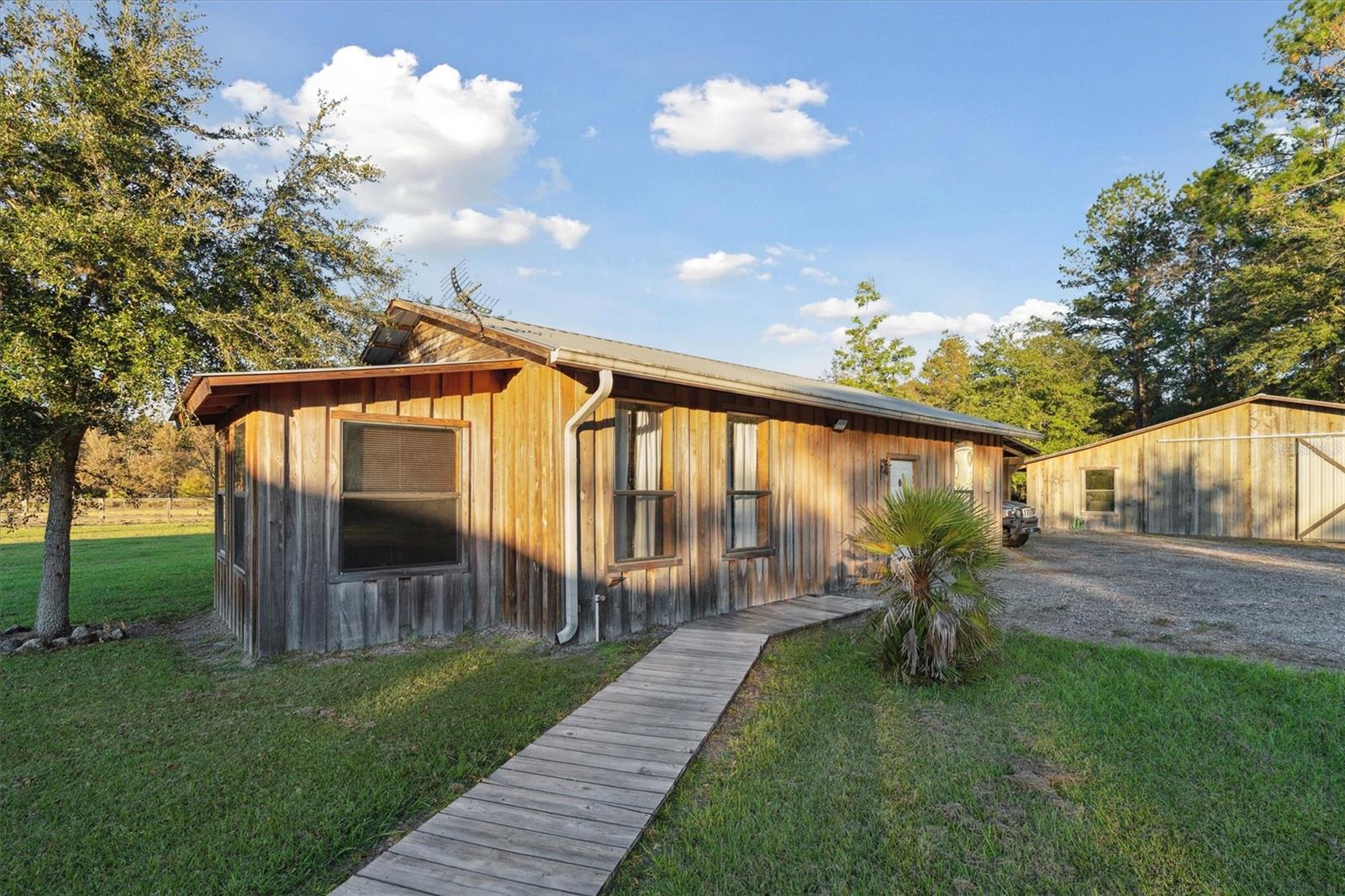 19935 SW COUNTY ROAD 237, BROOKER, FL, 32622