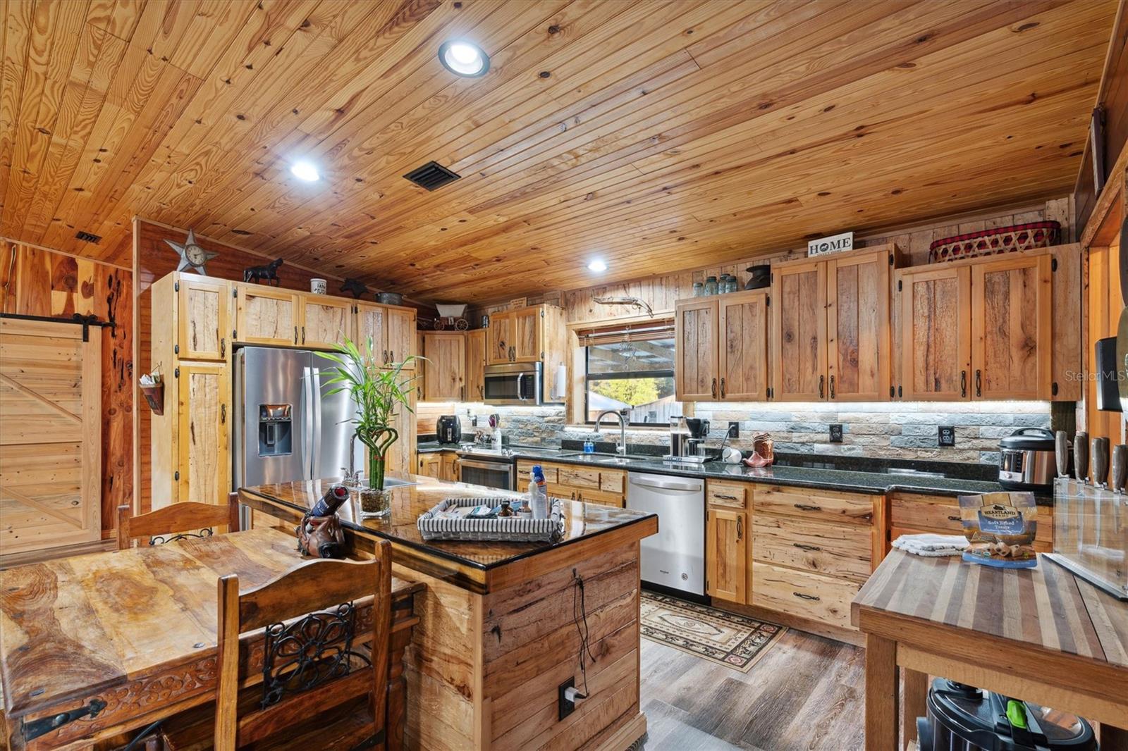 19935 SW COUNTY ROAD 237, BROOKER, FL, 32622