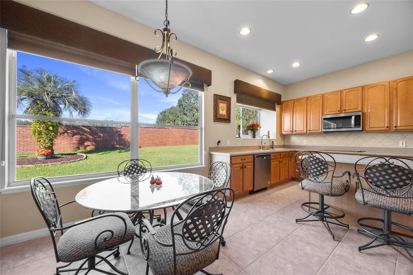 1011 JOHNS COVE LN, OAKLAND, FL, 34787
