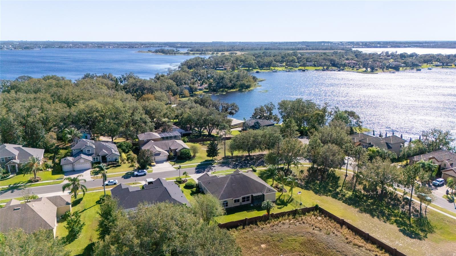 1011 JOHNS COVE LN, OAKLAND, FL, 34787