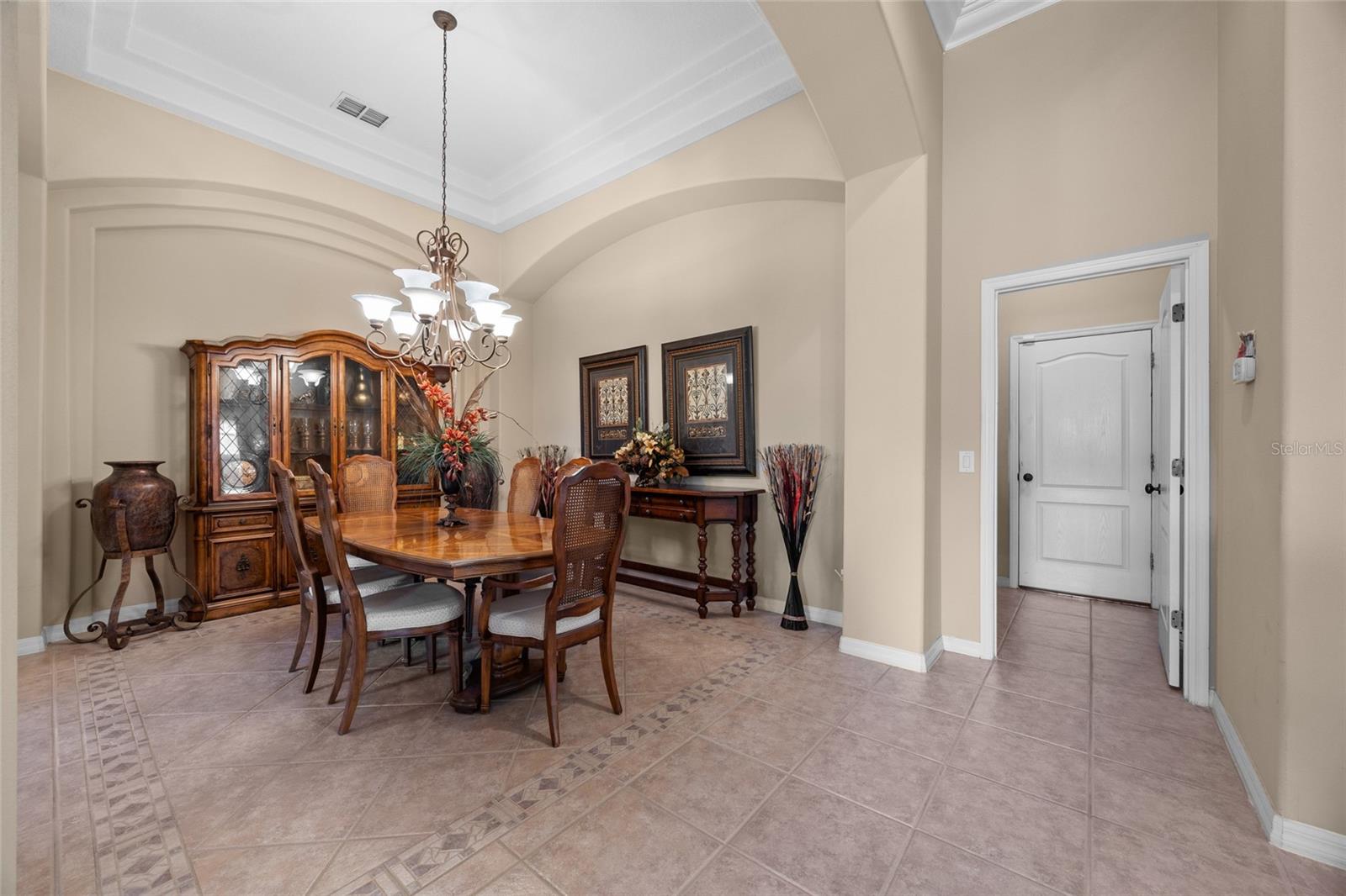 1011 JOHNS COVE LN, OAKLAND, FL, 34787