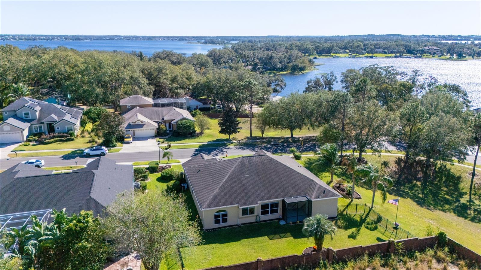 1011 JOHNS COVE LN, OAKLAND, FL, 34787