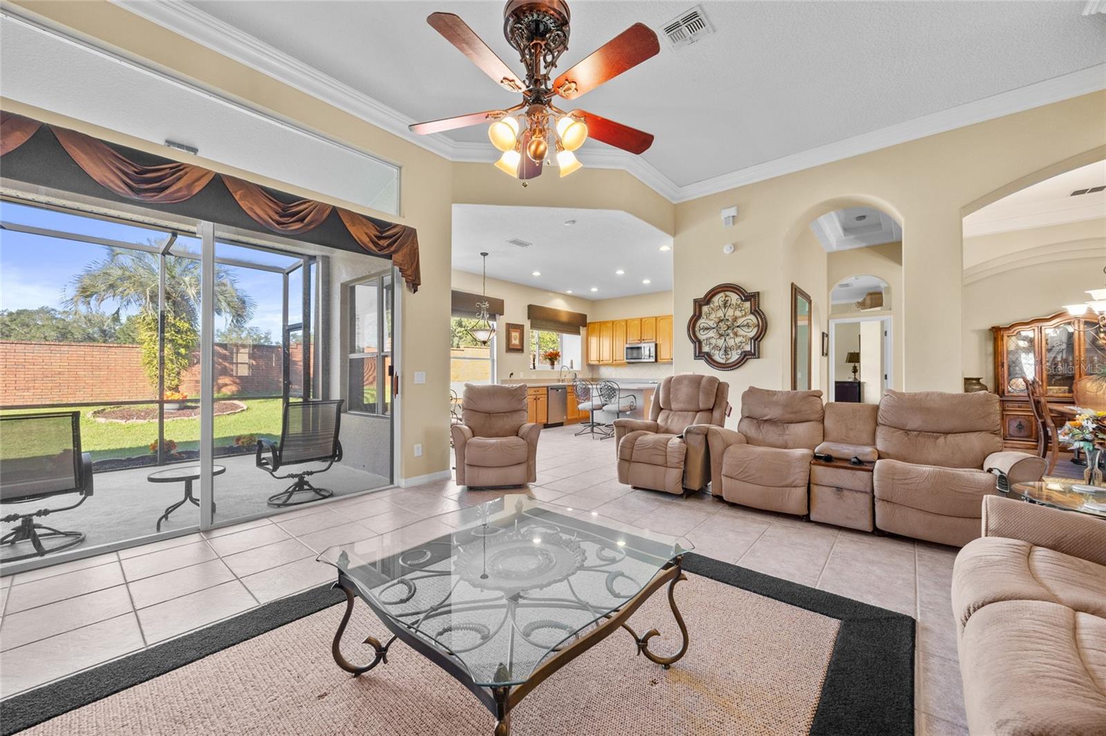 1011 JOHNS COVE LN, OAKLAND, FL, 34787