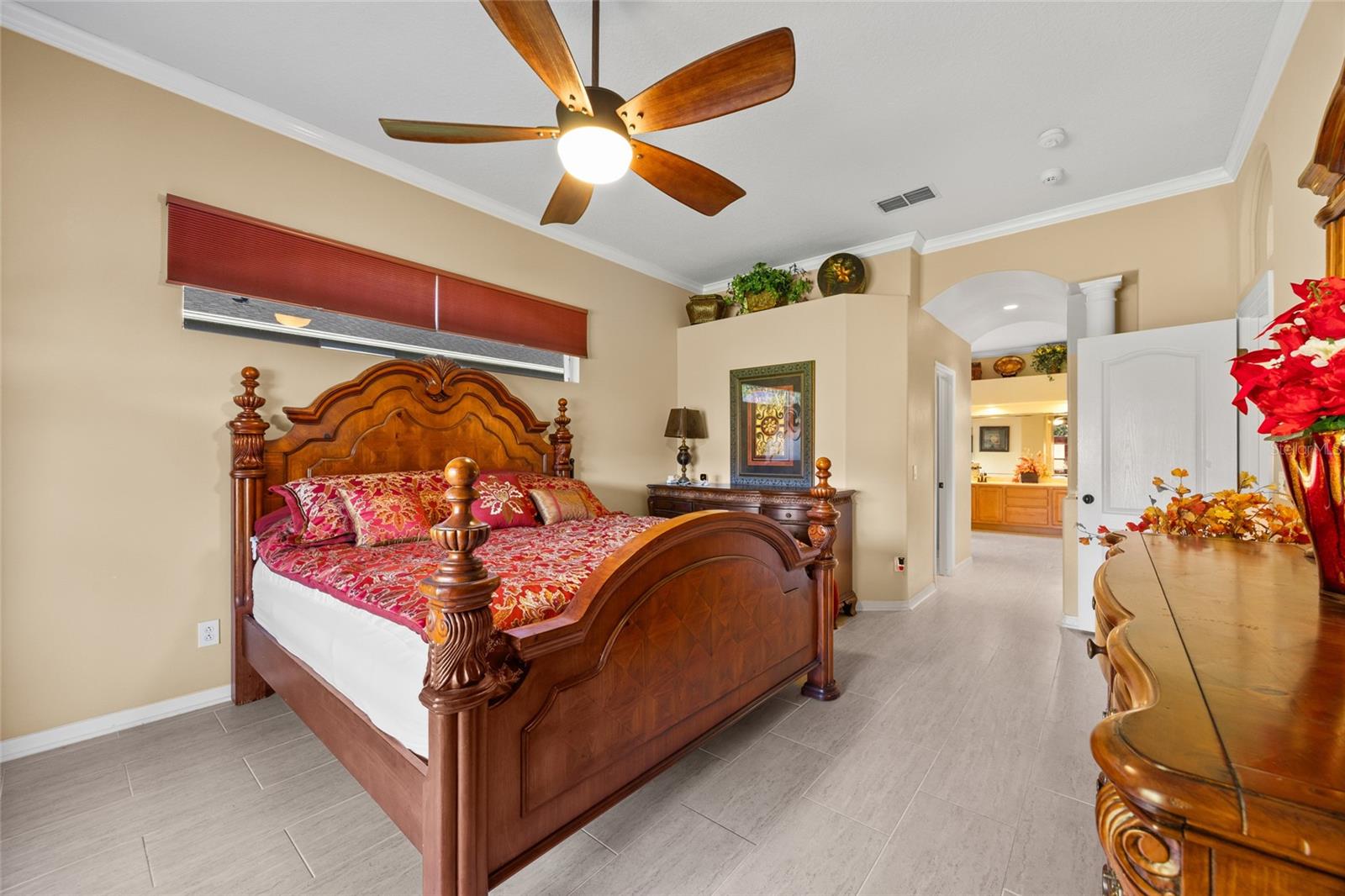 1011 JOHNS COVE LN, OAKLAND, FL, 34787