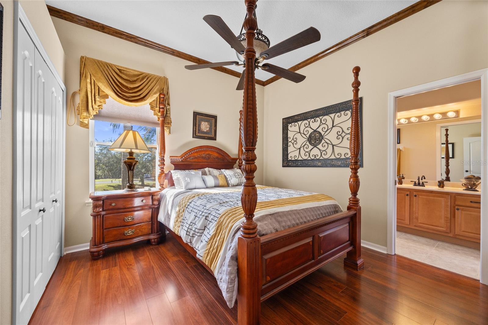 1011 JOHNS COVE LN, OAKLAND, FL, 34787