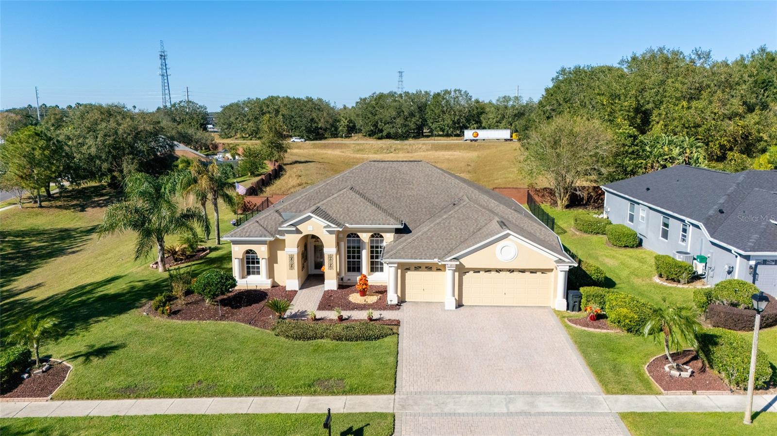 1011 JOHNS COVE LN, OAKLAND, FL, 34787